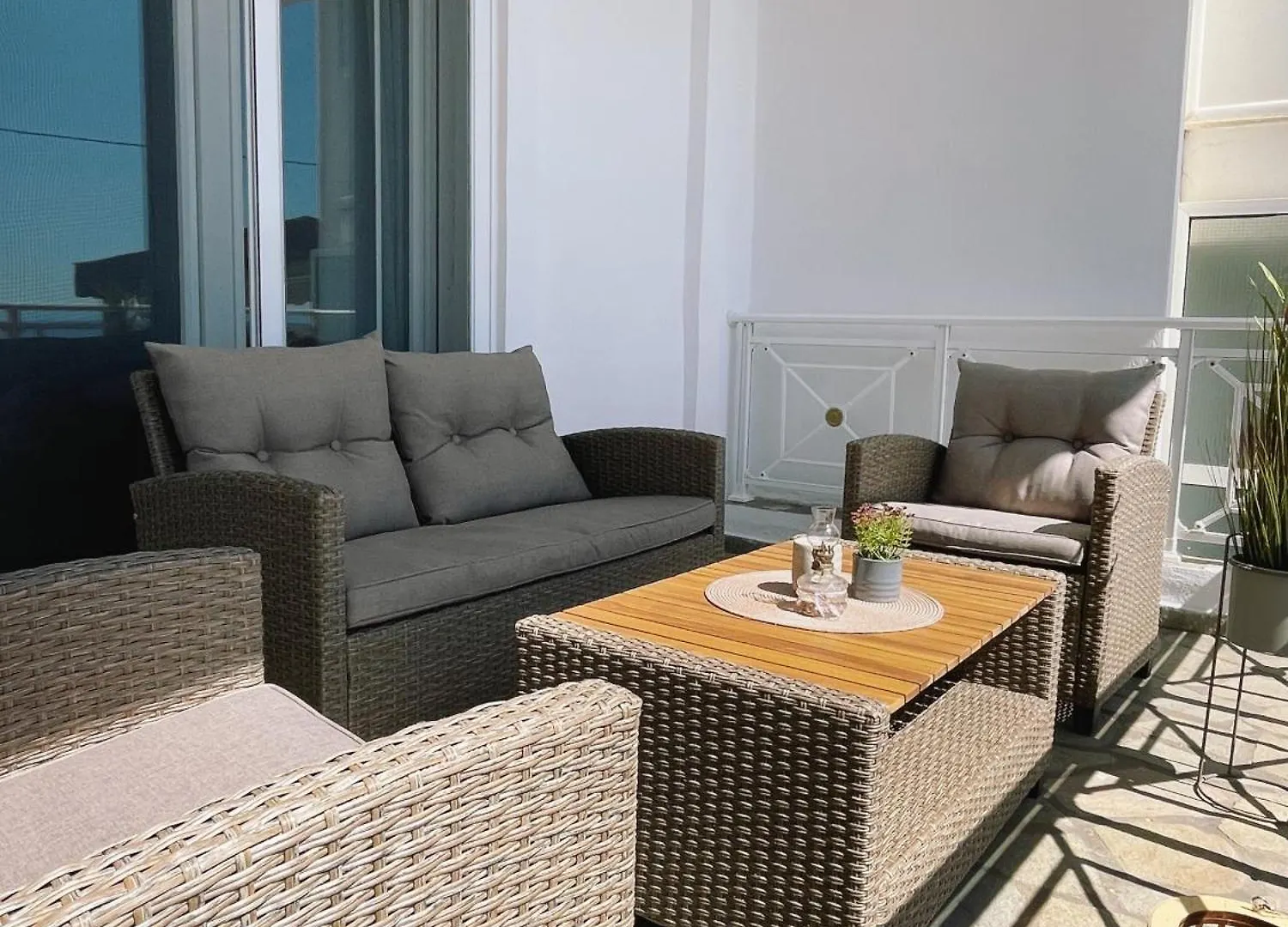 By The Sea Luxury Apartment Nikiti  Greece