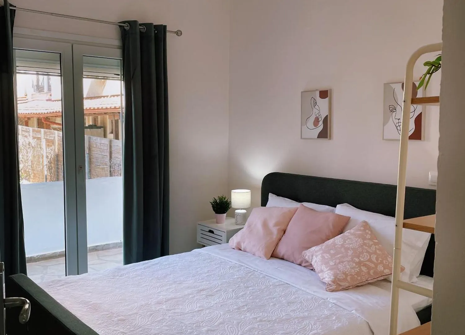 Holiday home By The Sea Luxury Apartment Nikiti